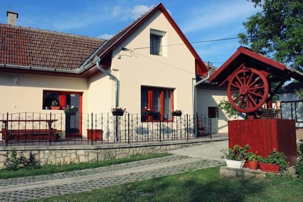Zempleni Vendeghaz Hotel Erdőbénye Kültér fotó